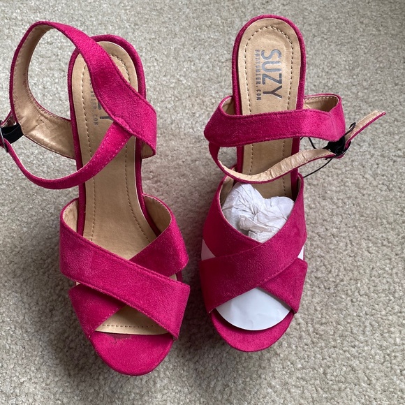 NWT Suzy Shier Platform Heels in Hot Pink, Size 8 - Picture 1 of 8